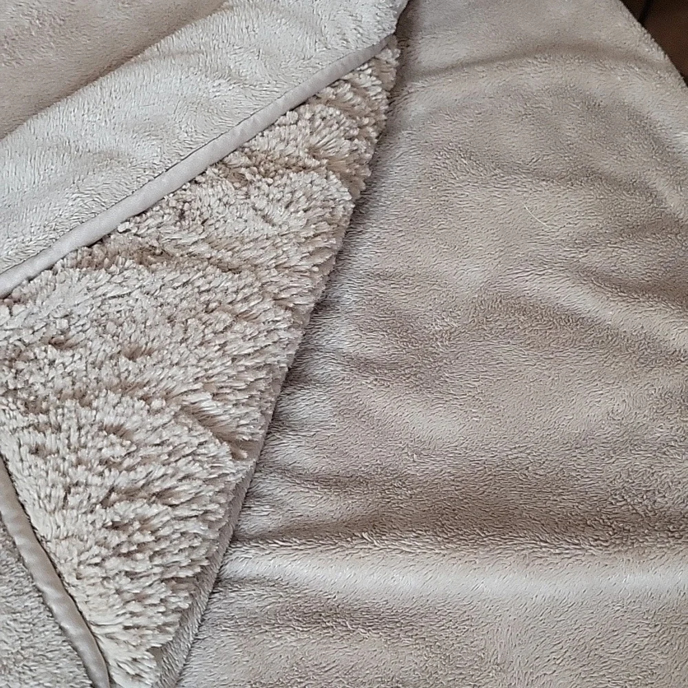 Restoration Hardware Fleece Faux Fur Throw Blanket